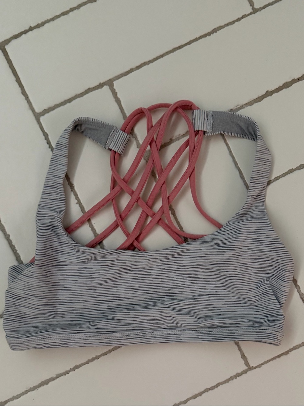 lululemon athletica Light Gray, white Striped free to be Sports Bra. size 2
